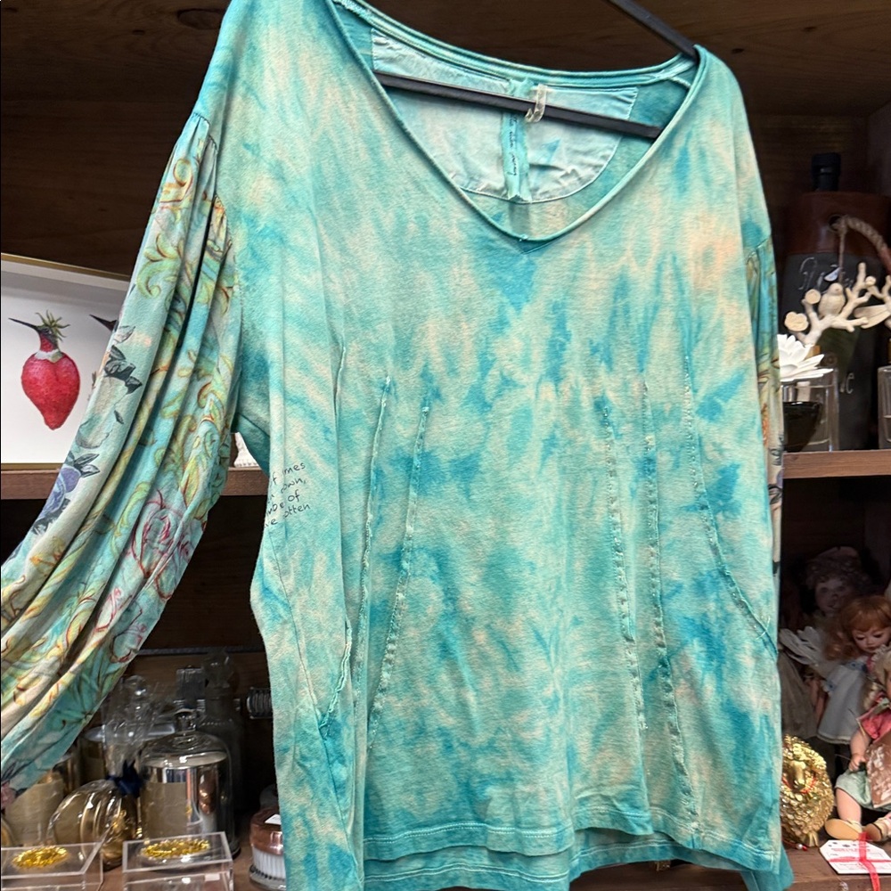 Aratta Women's Teal and Beige Top